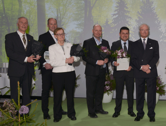 Pristagare med prisutdelare H.M. Konungen Carl XVI Gustaf. Foto: Johan Ardefors