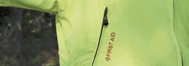 Blixtlås för First Aid på skogsjackan.
