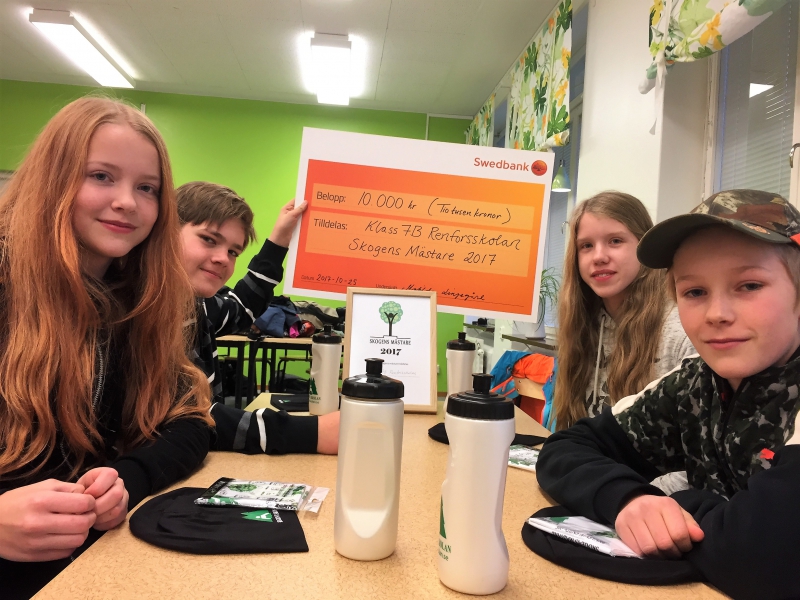Renforsskolan 7B blev årets Skogens Mästare i region Västerbotten