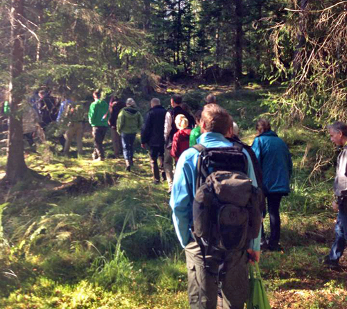 Faktaspäckade föredrag om stormigt skogsbruk på Höstexkursion 2014