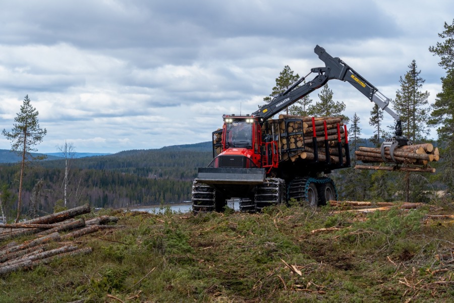 Komatsu varslar – igen