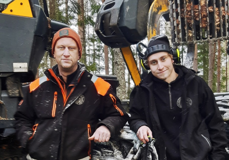 Bowling, brännboll  & skogsmaskiner