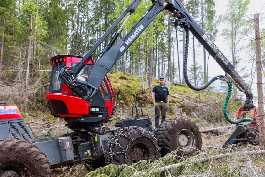 Stora maskiner – fortfarande kul, tycker Stefan
