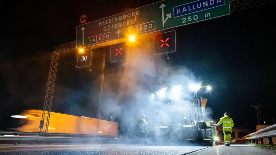 Skogsmaterial testas i asfalt på E4:an
